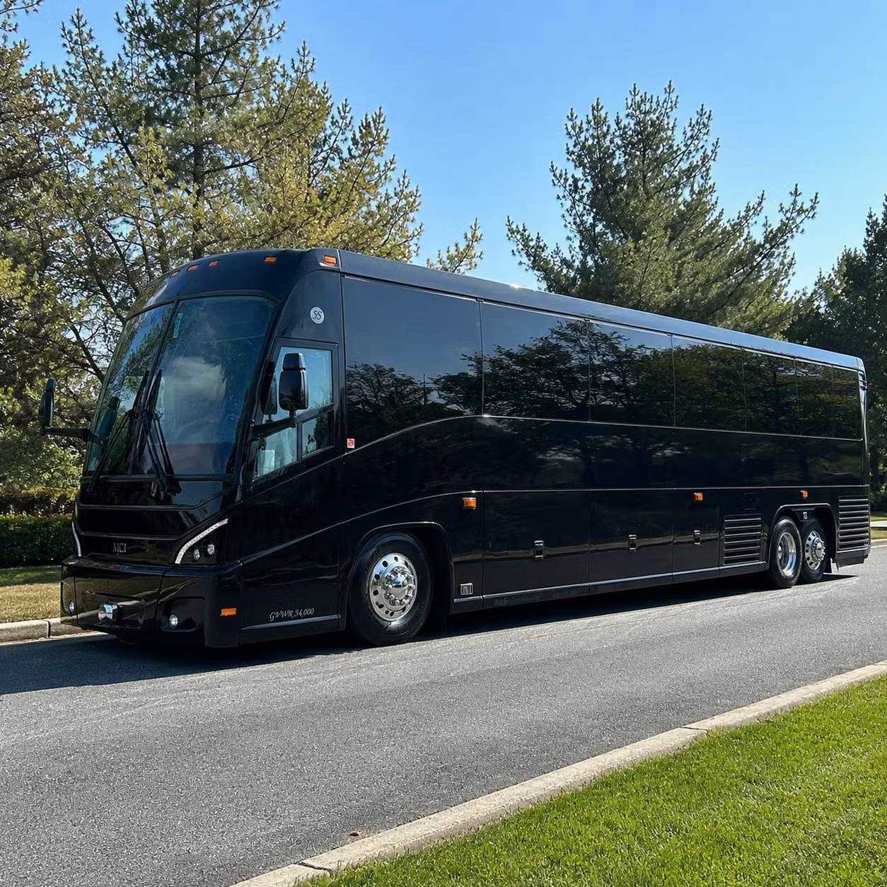 coachbusvacaville com helps you keep vacaville employees happy on time and off the freeway